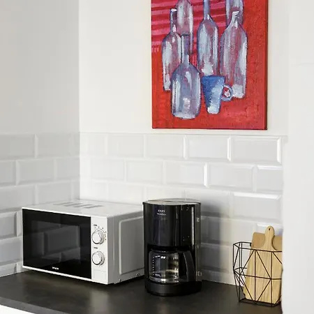 Homewell Zelazko * 포즈난